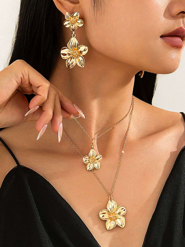 Ensemble collier et boucles d'oreilles à double clavicule florale