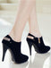 Escarpins vintage en velours uni bout pointu