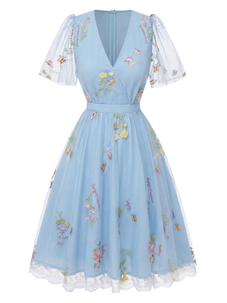 [Prévente] Robe Brodée en Mesh à Manches Bouffantes Floral Bleu Années 50