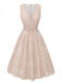 Robe rose sans manches à col V et ceinture florale années 1940