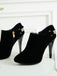 Escarpins vintage en velours uni bout pointu