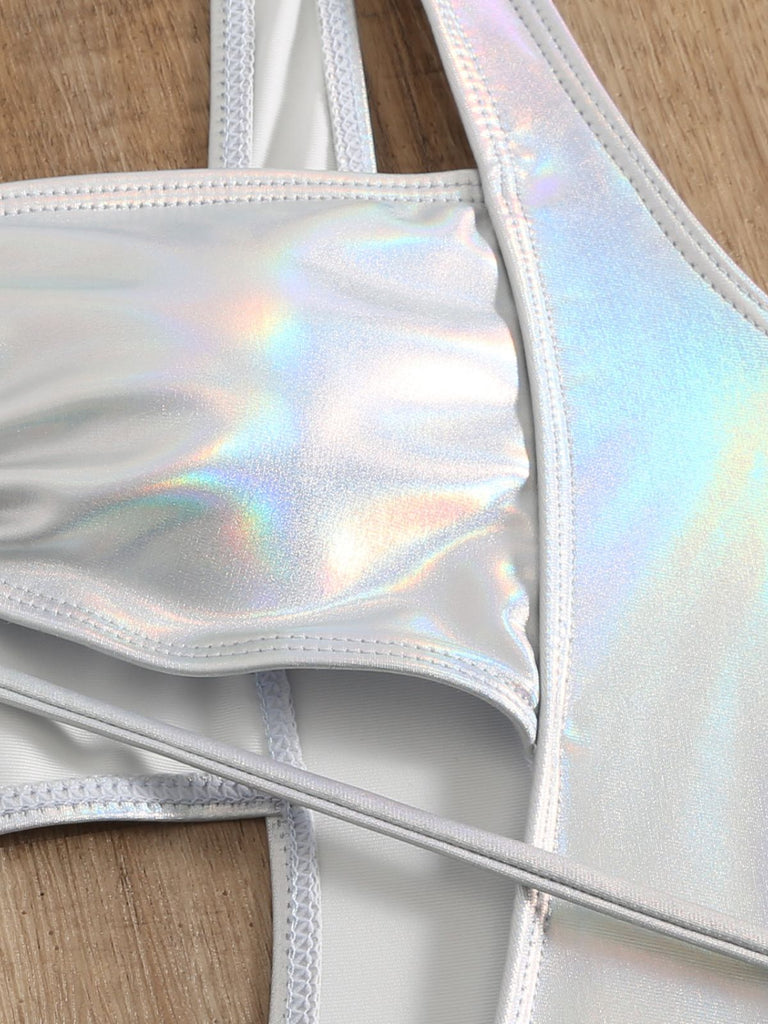 Maillot de bain une pièce métallisé à découpes et décolleté dos nu années 1970