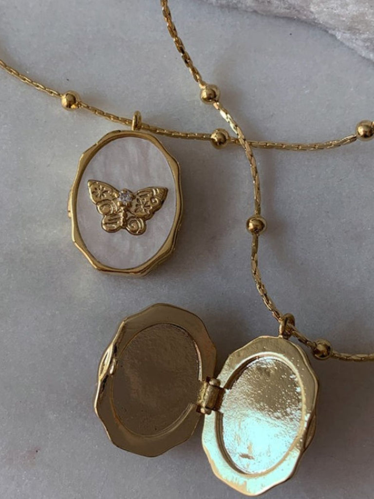 Collier pendentif cadre photo papillon vintage