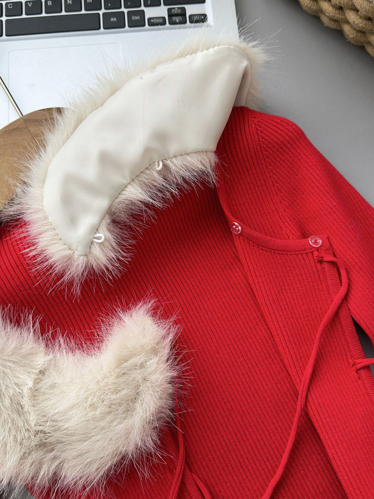 Cardigan rouge en maille col en fourrure amovible des années 1980