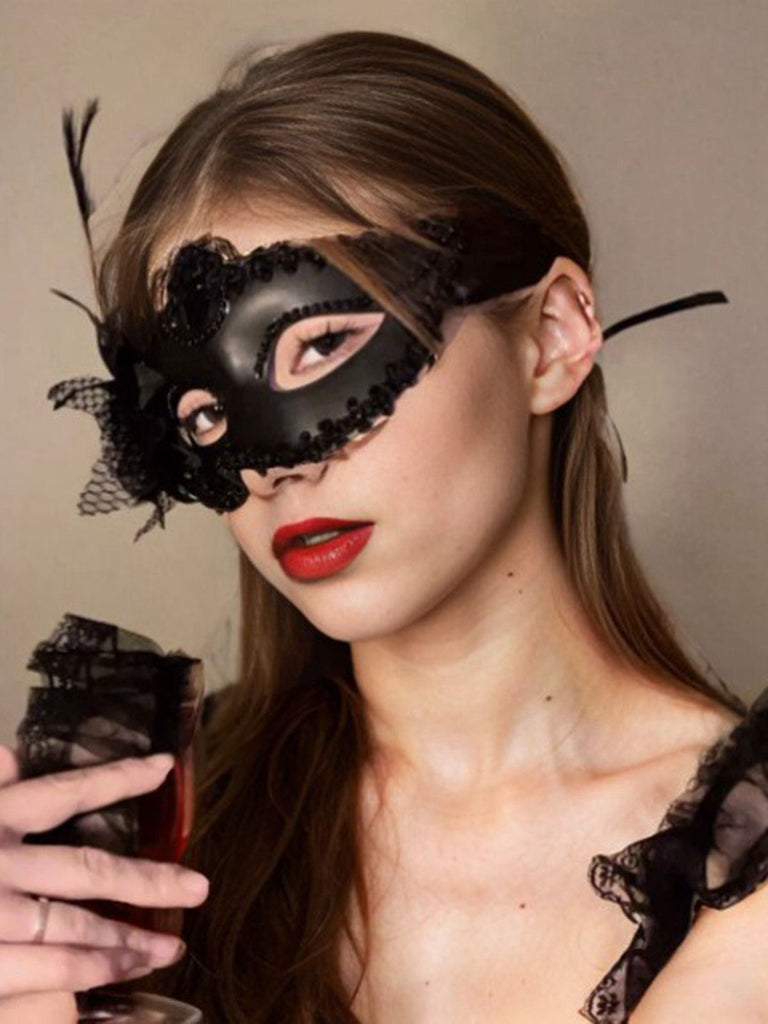 Masque pour les yeux en maille de plumes vintage élégant