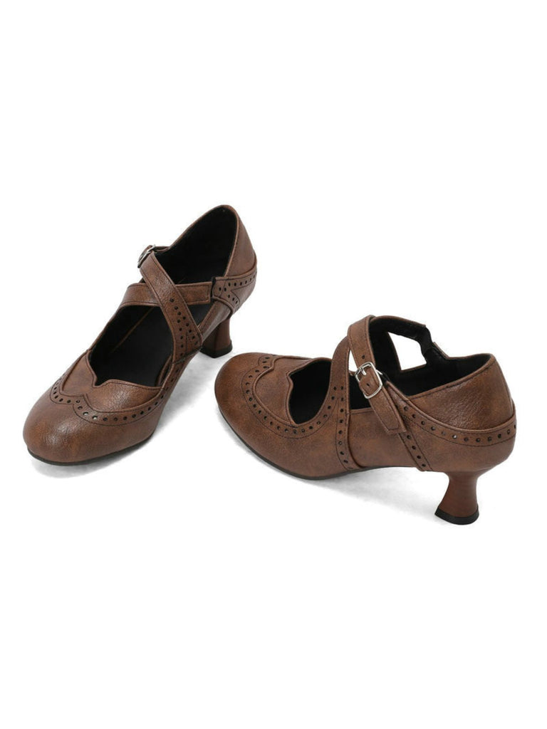 Escarpins Mary Jane à talons chaton perforés et brides croisées