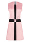 Robe rose sans manches du Gambit de la Dame années 1960