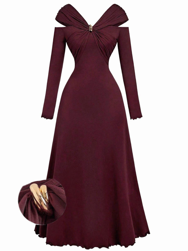 Robe plissée bordeaux épaules dénudées et manches longues années 1940