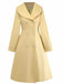 Manteau croisé à revers jaune des années 1930
