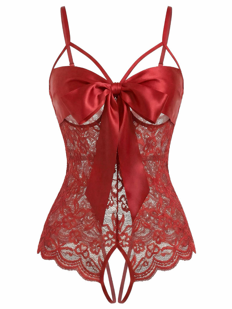 Lingerie en dentelle et satin avec nœud et bretelles réglables années 1970