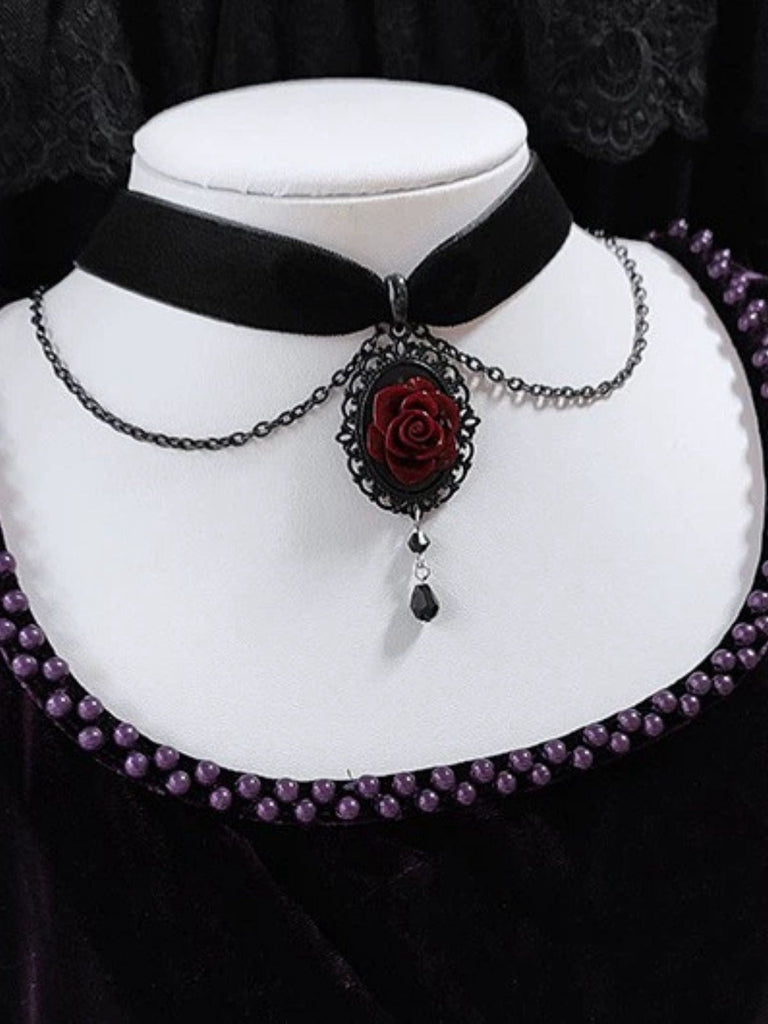 Collier rose foncé gothique victorien vintage