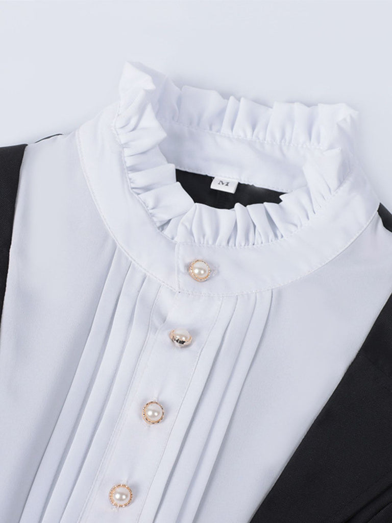 Robe noire style nonne avec collier croisé des années 1940