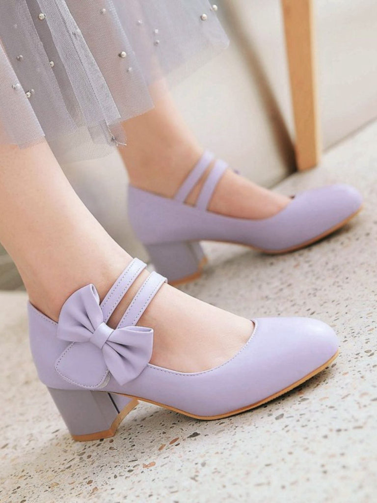 Chaussures vintage à bout rond et talon conique