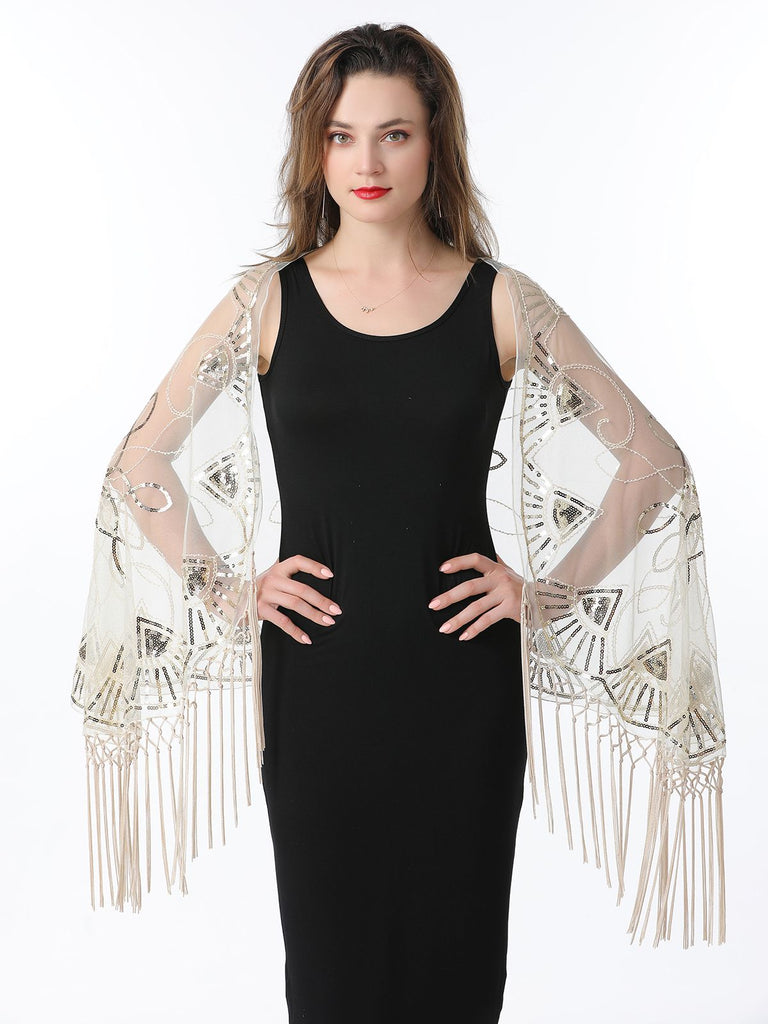 Cape en maille à paillettes et pompons des années 1920
