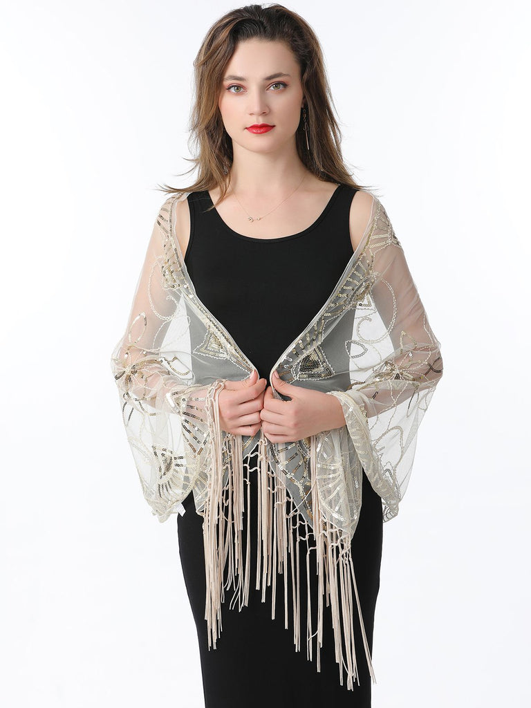 Cape en maille à paillettes et pompons des années 1920