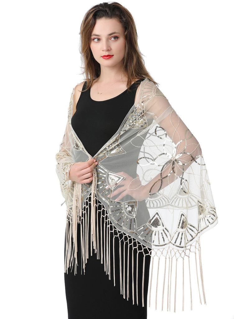Cape en maille à paillettes et pompons des années 1920