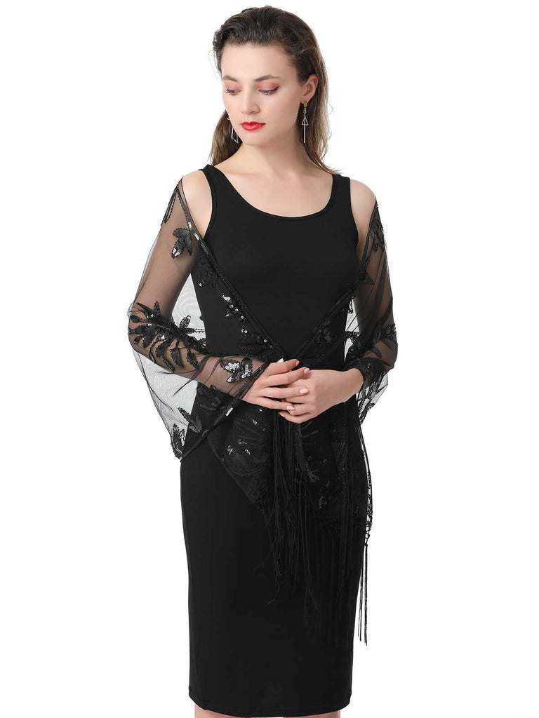 Cape en maille à paillettes et pompons des années 1920