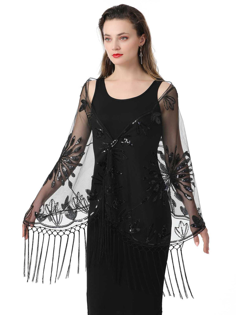 Cape en maille à paillettes et pompons des années 1920