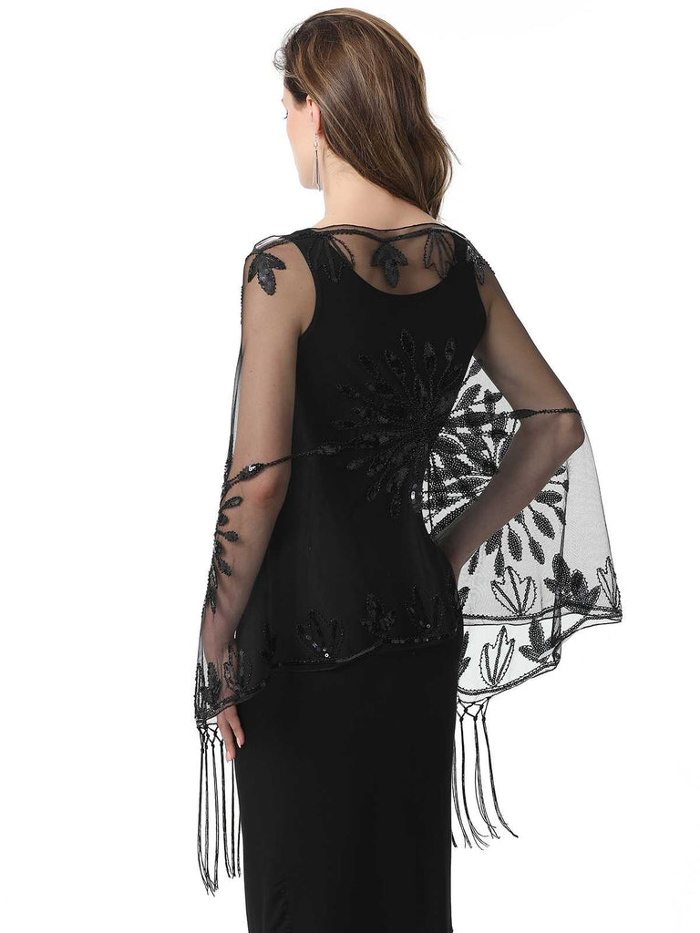 Cape en maille à paillettes et pompons des années 1920