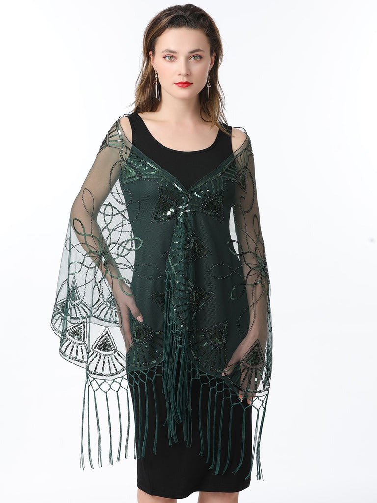 Cape en maille à paillettes et pompons des années 1920