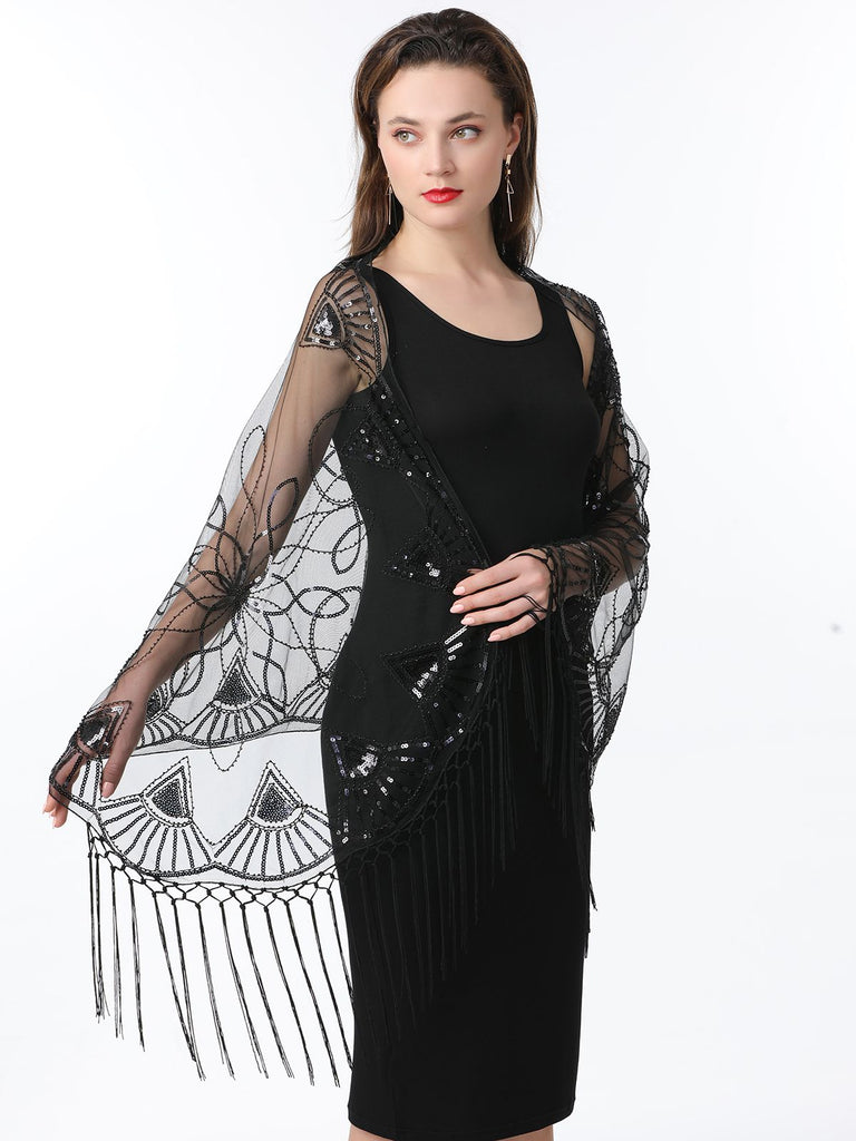 Cape en maille à paillettes et pompons des années 1920