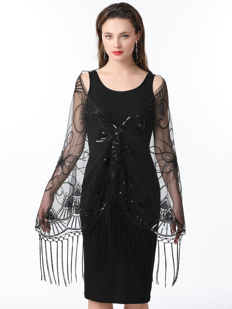 Cape en maille à paillettes et pompons des années 1920