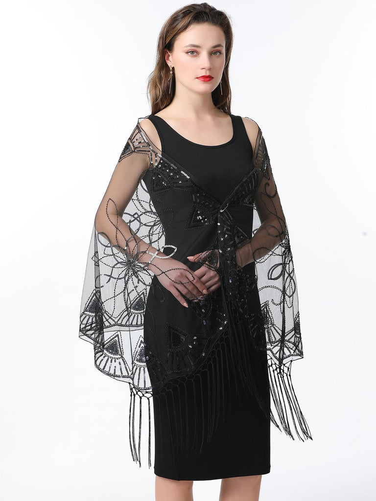 Cape en maille à paillettes et pompons des années 1920