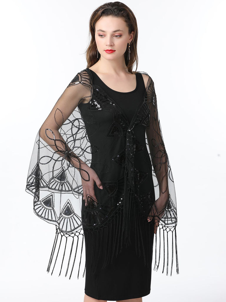 Cape en maille à paillettes et pompons des années 1920
