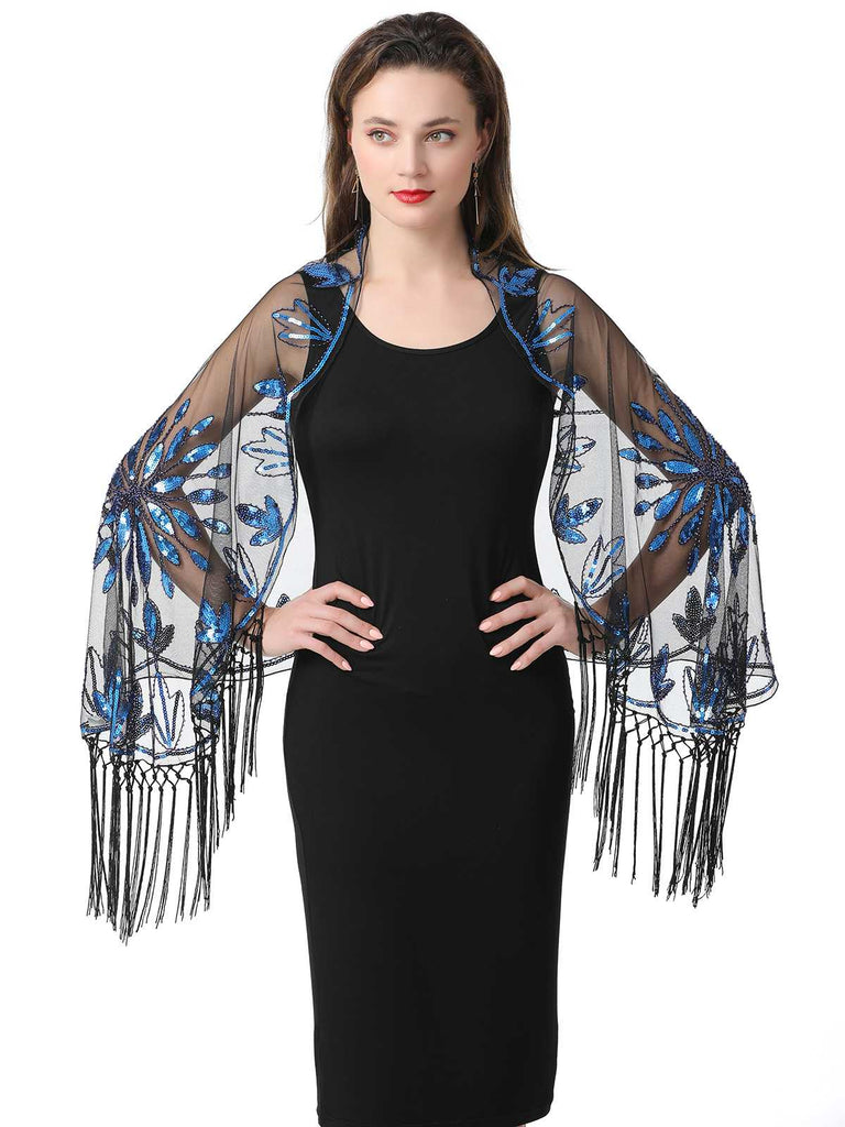 Cape en maille à paillettes et pompons des années 1920