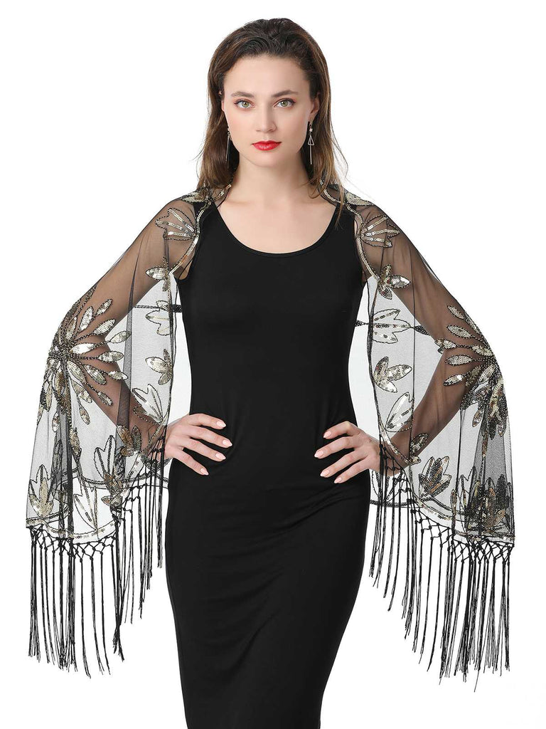 Cape en maille à paillettes et pompons des années 1920