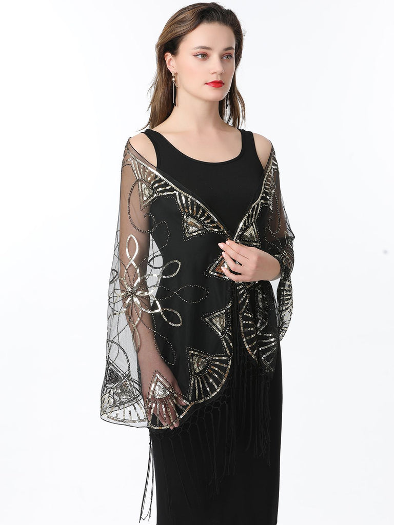 Cape en maille à paillettes et pompons des années 1920