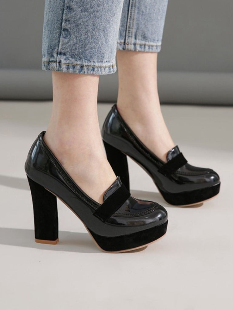 Chaussures à talons hauts à bout rond et colorblock
