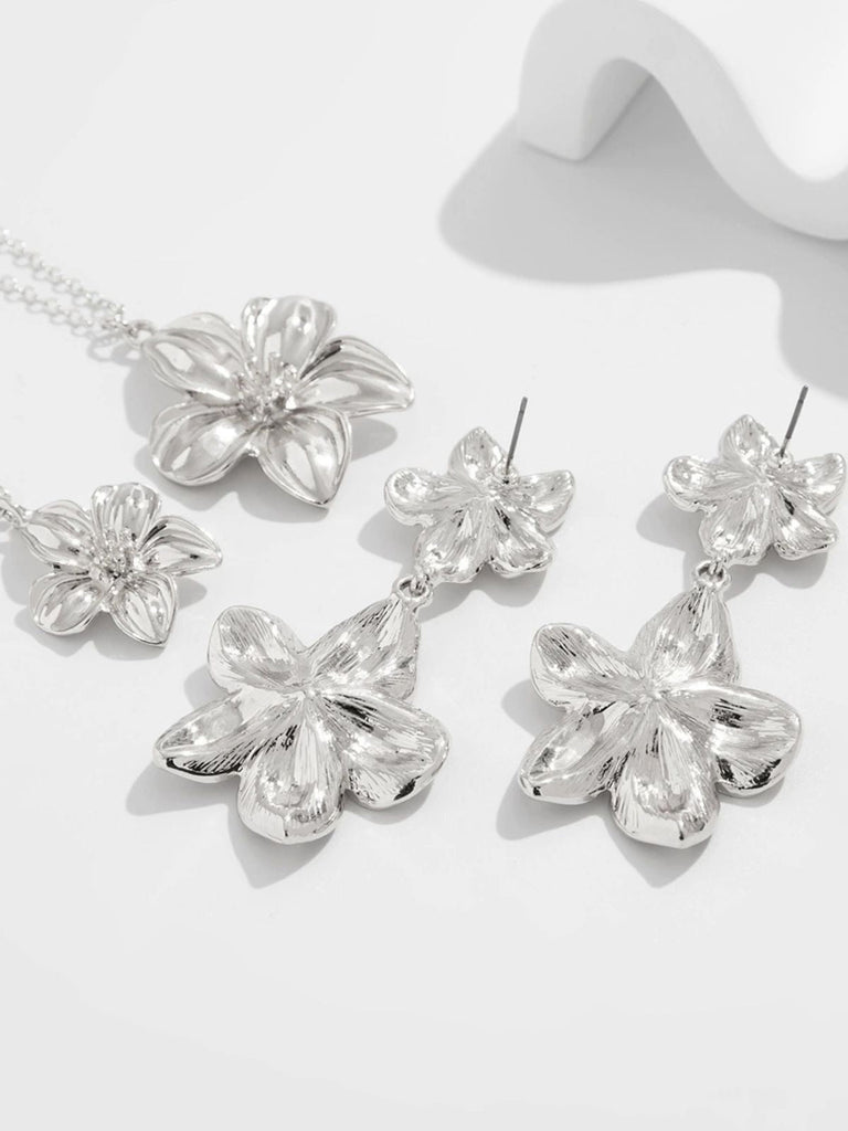 Ensemble collier et boucles d'oreilles à double clavicule florale
