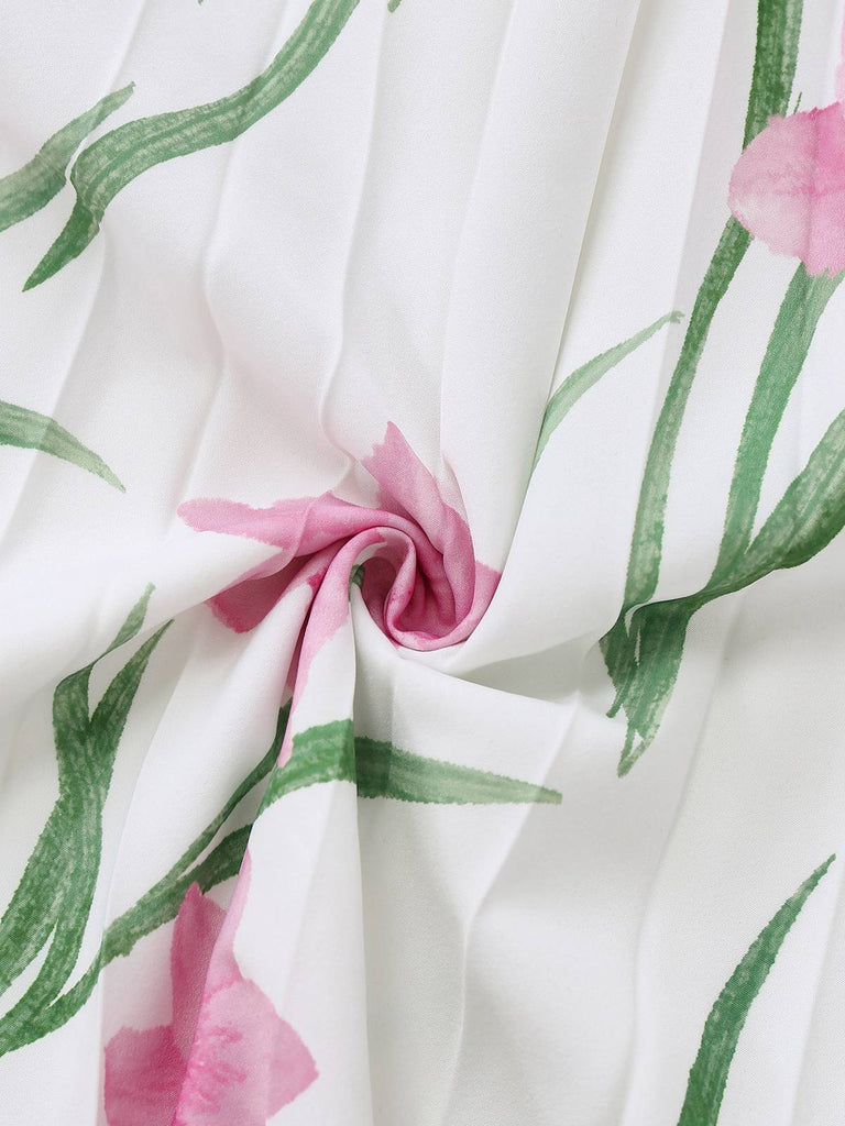 Robe longue blanche sans manches à col rond et imprimé floral années 1930