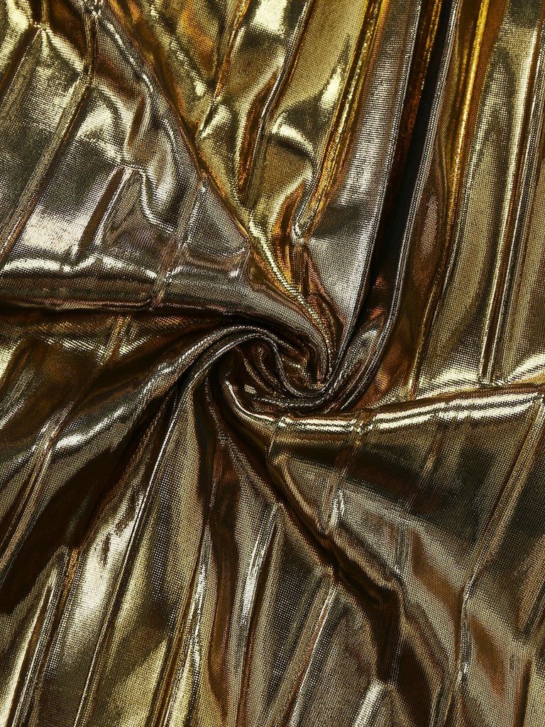 Robe de soirée dorée à bretelles plissée et ajourée des années 1960