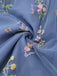 Robe à manches longues en maille brodée de fleurs bleues 1930s