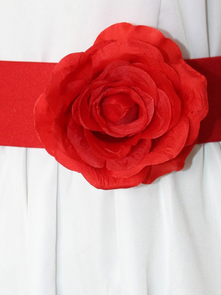 Robe blanche inspirée de la poupée Annabelle des années 1940