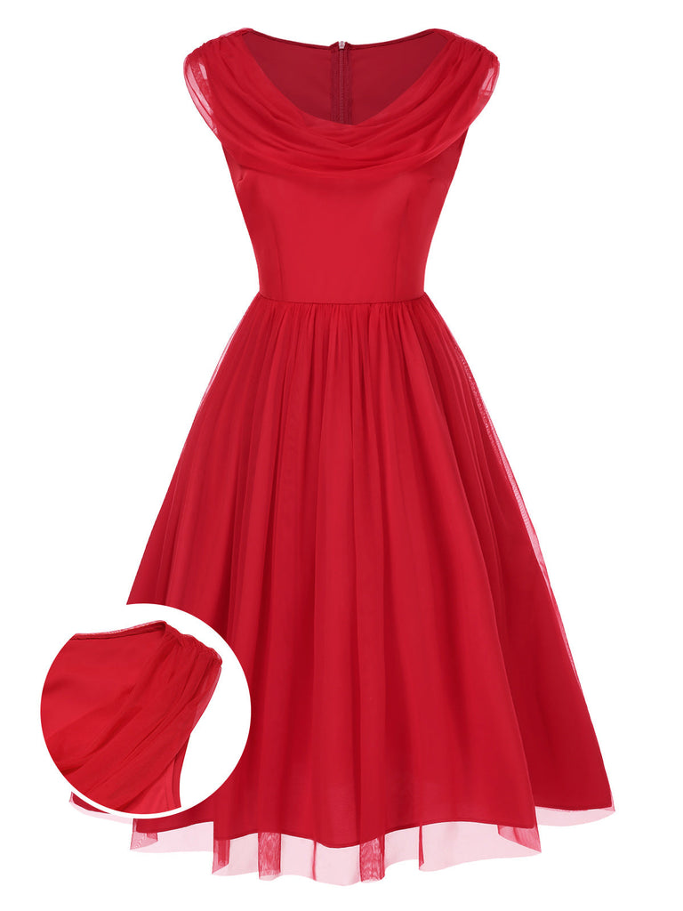 Robe rouge unie à col bénitier en maille des années 1950