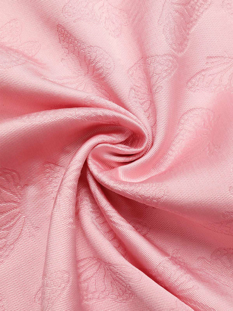 Robe en satin rose col V profond papillon jacquard des années 1940