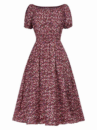 Robe rouge épaules dénudées petites fleurs des années 1940