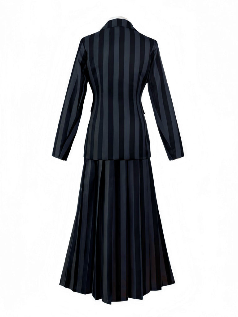 Ensemble de costumes d'uniforme rayé de l'Académie du Wednesday des années 1940