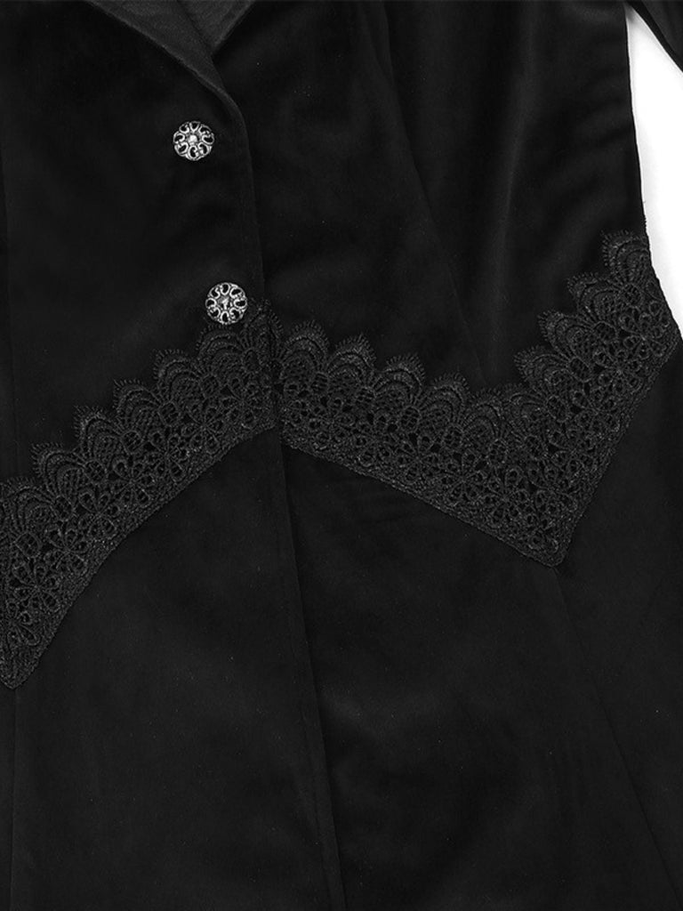 Manteau noire gothique en dentelle à manches cloche années 1950