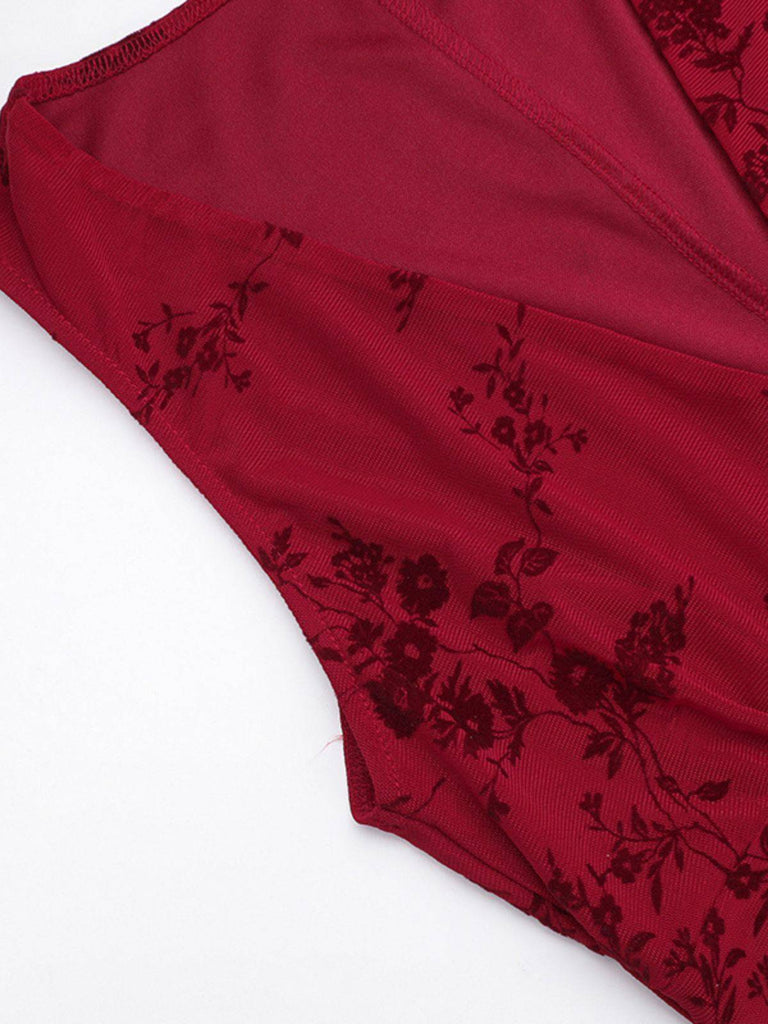 Robe en maille fleurie col v rouge vin des années 1930