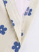 Robe à fleurs bleu et abricot larges bretelles col V profond des années 1960