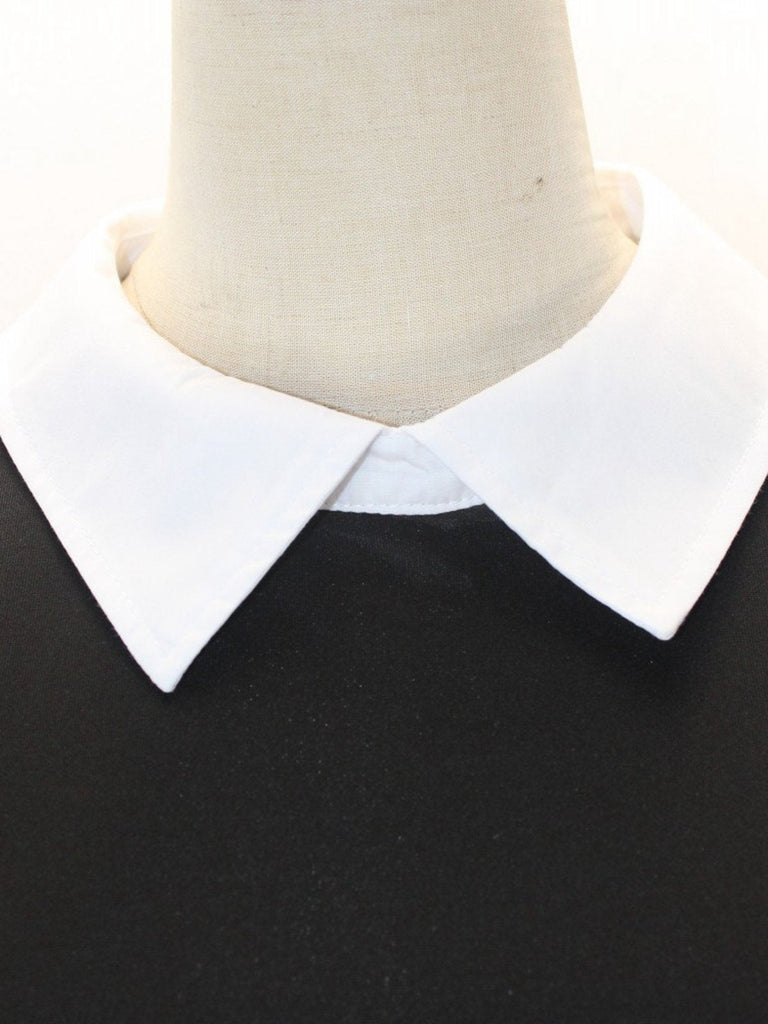 Robe du Wednesday col chemise noir et blanc des années 1940