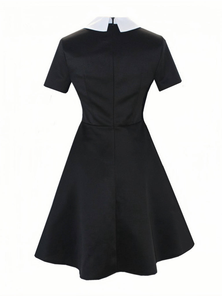Robe du Wednesday col chemise noir et blanc des années 1940