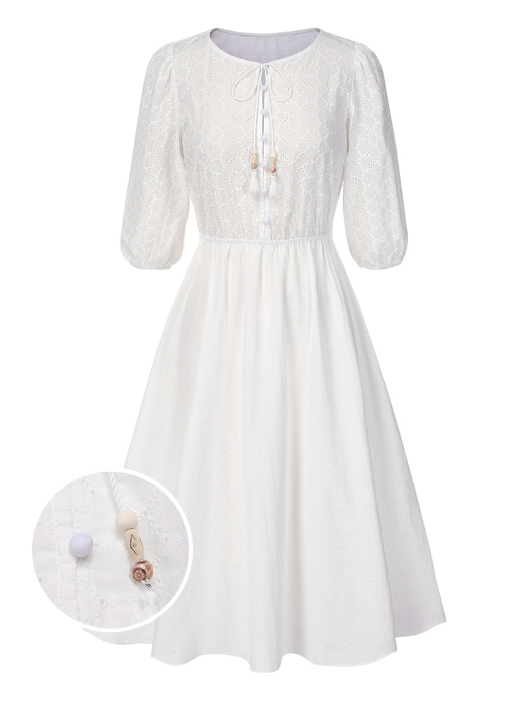 [Prévente] Robe manches bouffantes boutonnée et broderies blanche uni années 1970