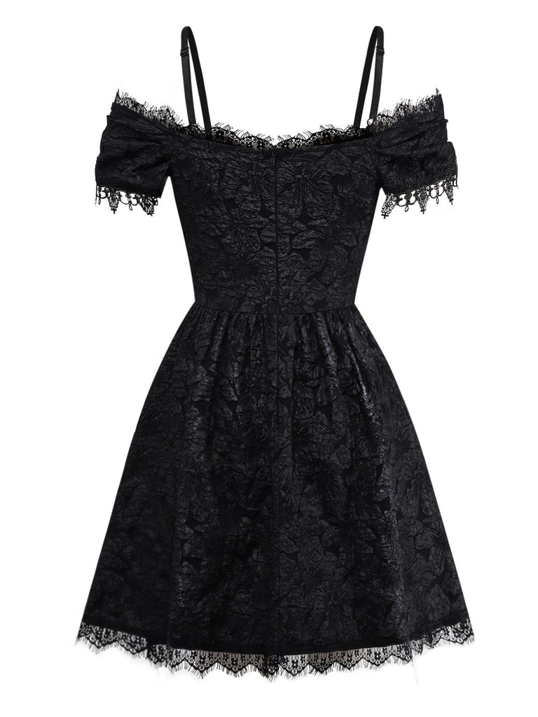 Robe d'Halloween texturée en toile d'araignée et croix des années 1950