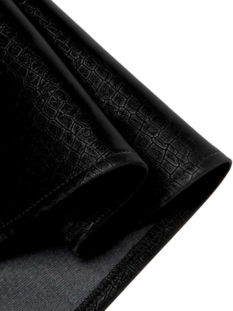 Robe en cuir noire fille chat Halloween années 1950