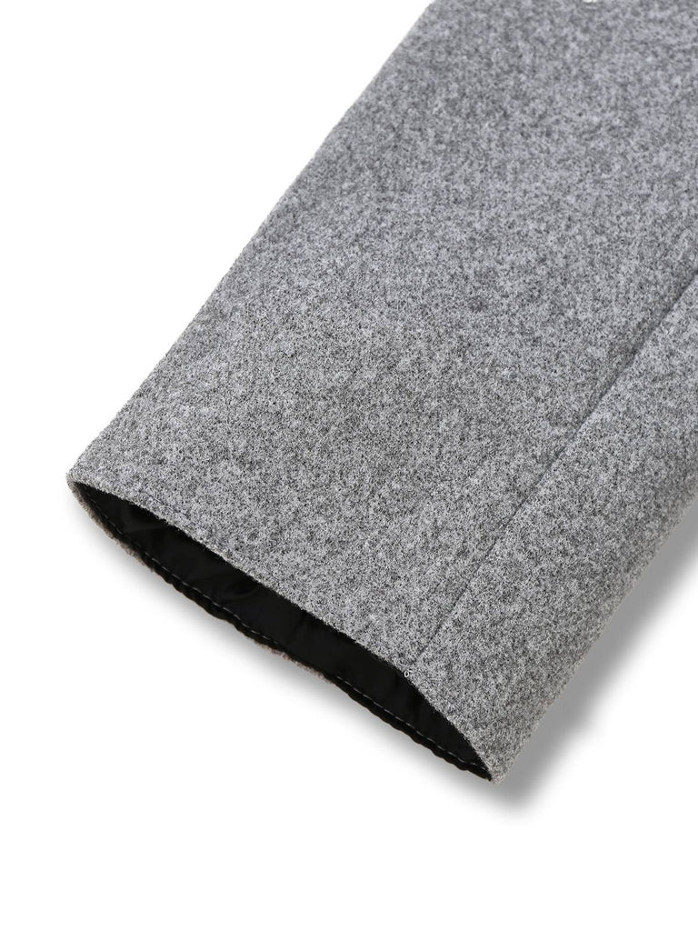 Veste grise à boutons et col montant en fausse laine années 1940